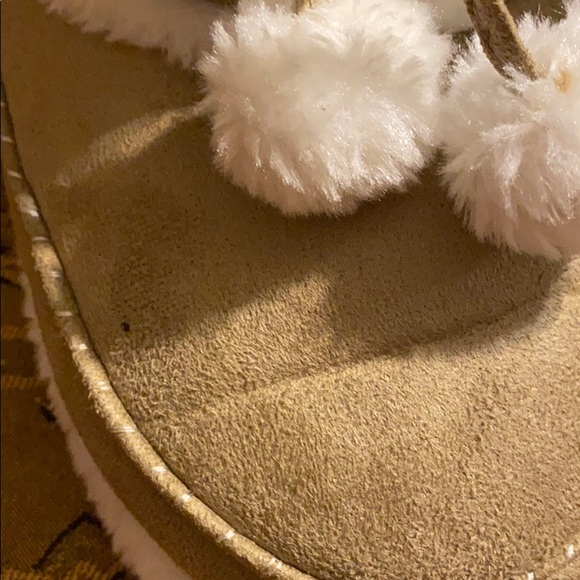 Fur lined bootie slippers - Picture 2 of 8